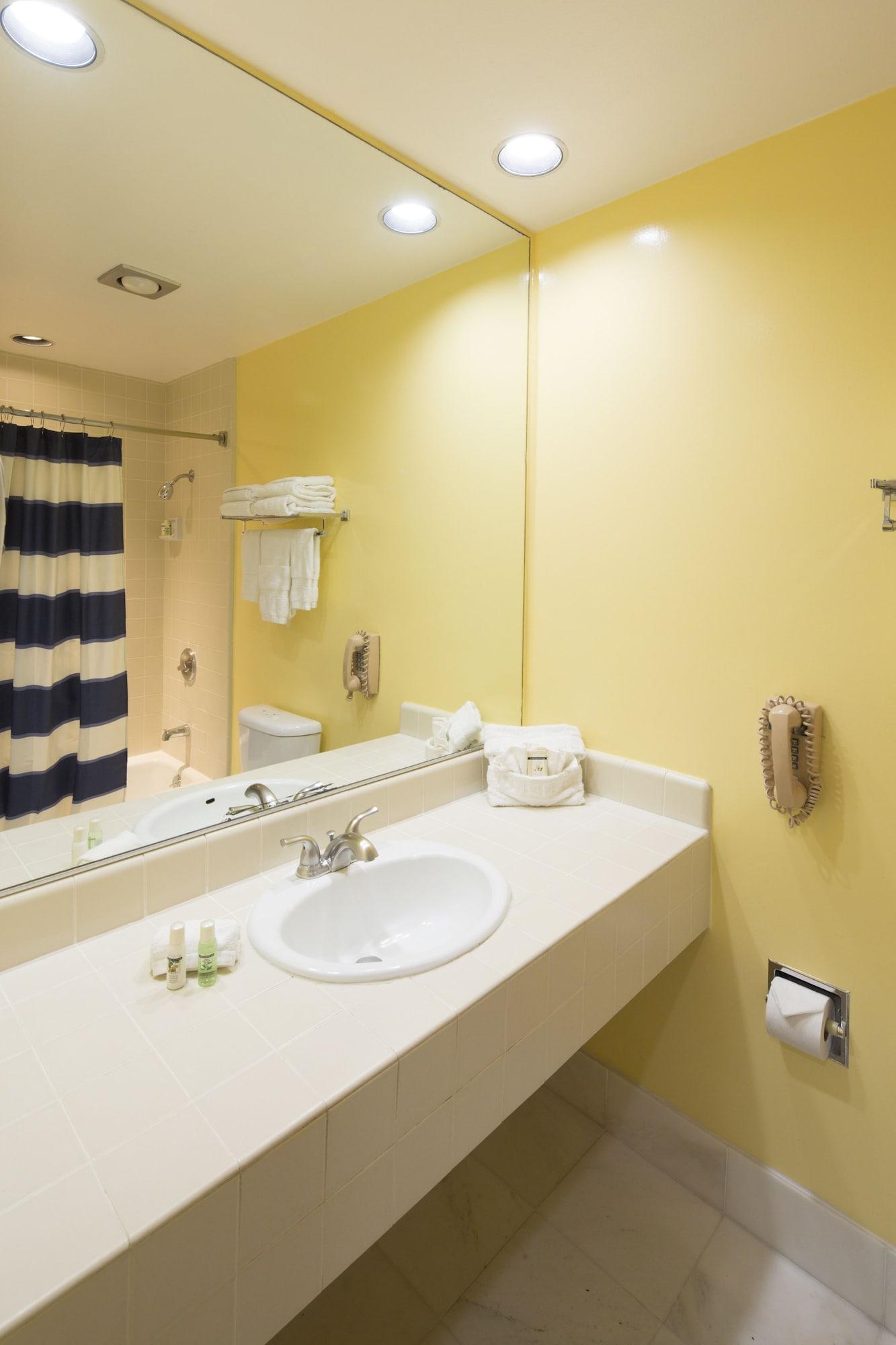 Campbell Inn Hotel Ruang foto