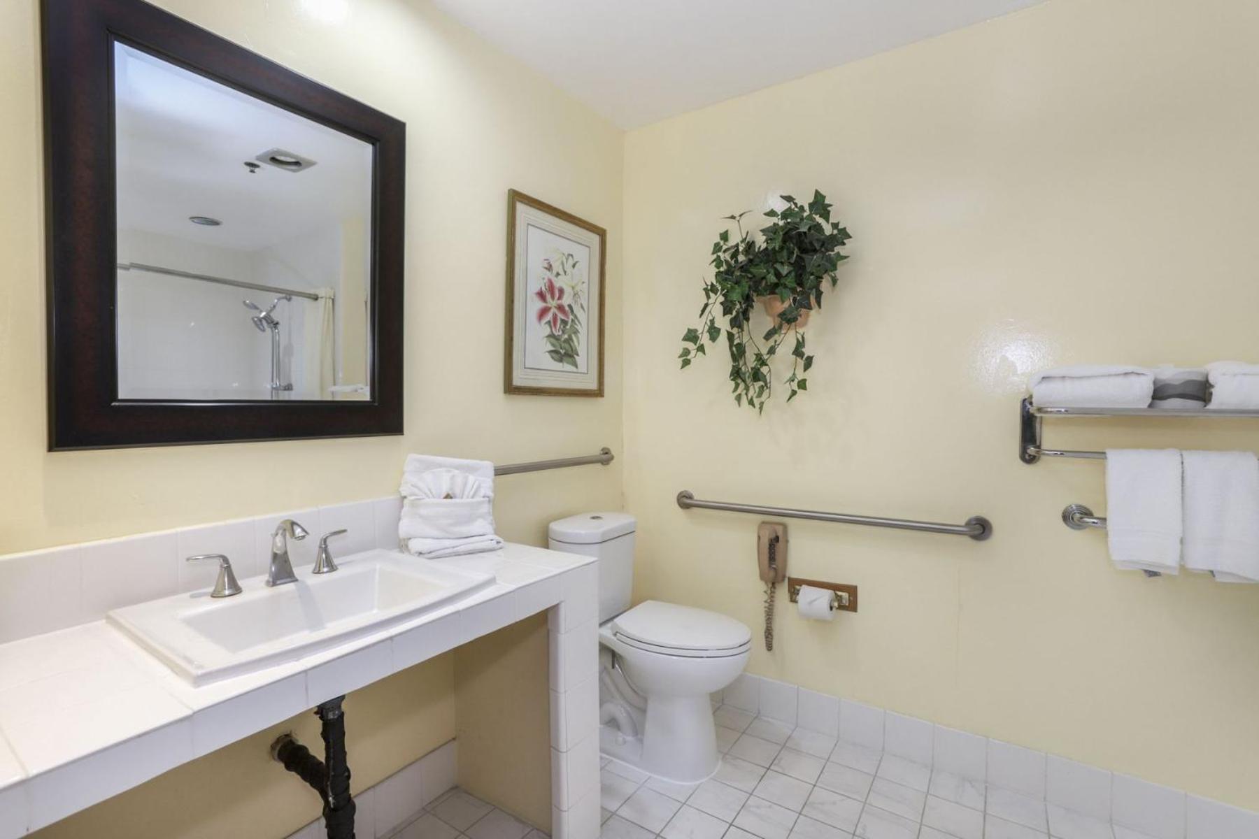Campbell Inn Hotel Bagian luar foto