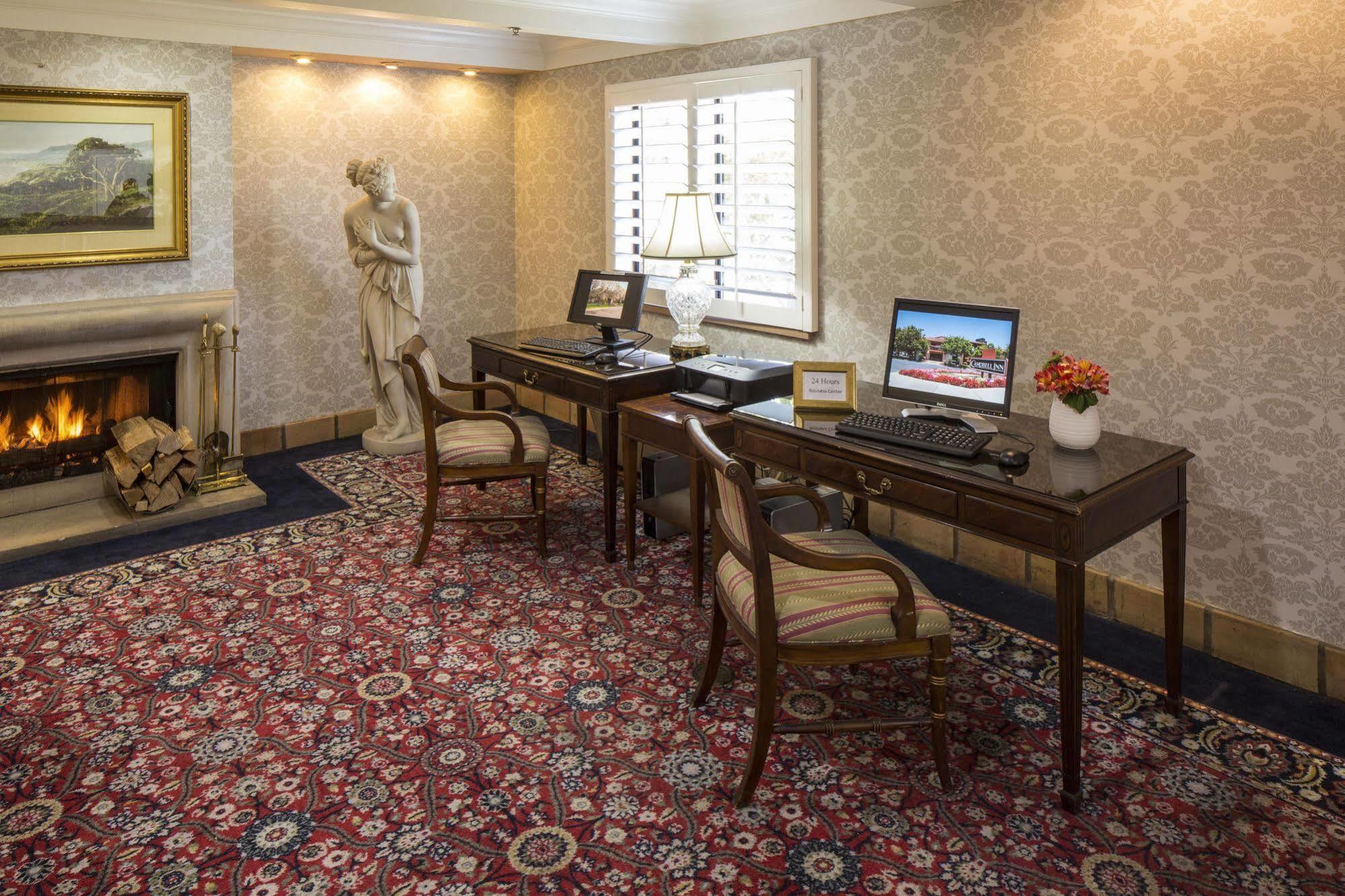 Campbell Inn Hotel Bagian luar foto
