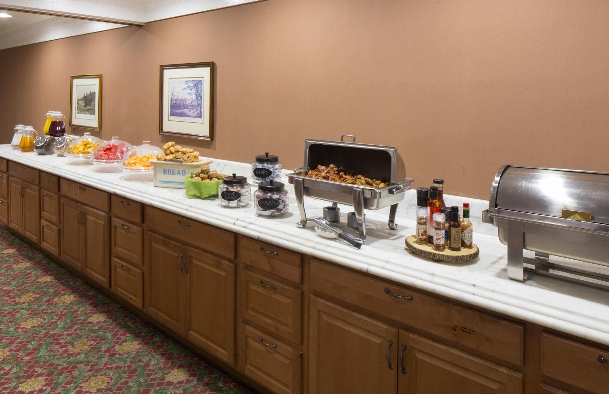 Campbell Inn Hotel Bagian luar foto